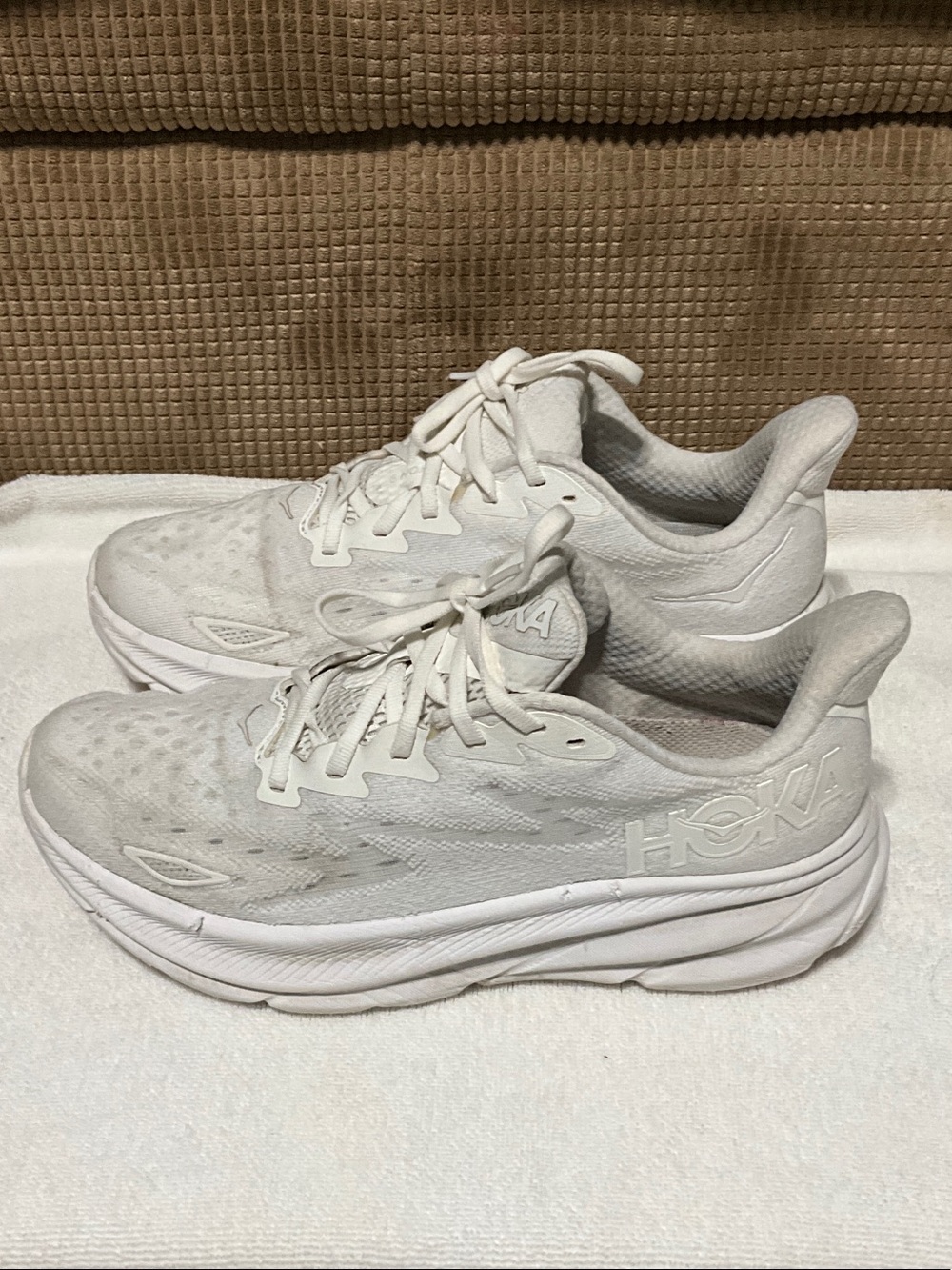 Hoka One One Women's White Athletic Running Shoes size 9B